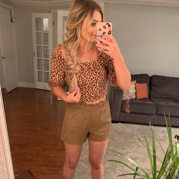 COTTON ON CHEETAH BLOUSE - Picture 2 of 8